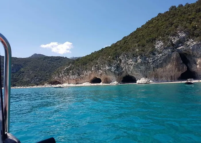 Cala Luna 卡拉古诺内